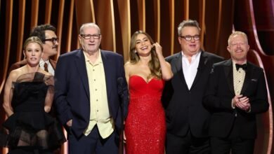 Sofía Vergara Just Shared Some Gloria-Coded Posts From Her Modern Family Reunion at the SAG Awards