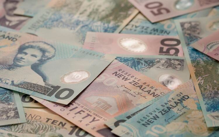 New Zealand Dollar strengthens against USD after Nonfarm Payrolls
