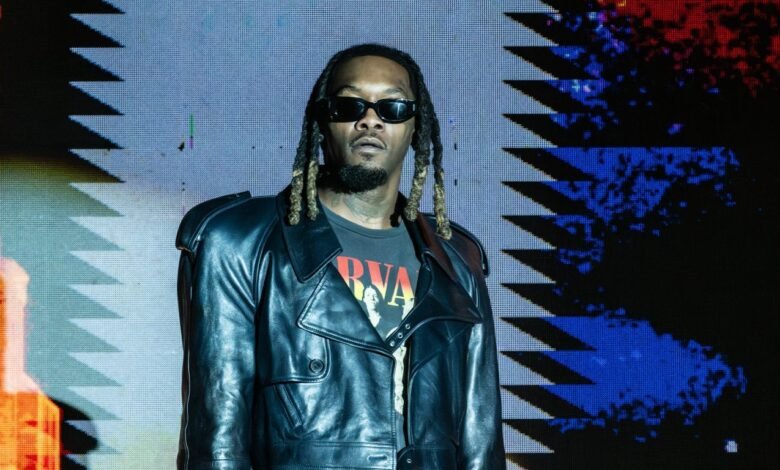 Now, Wayment! Watch Offset React To A Bra Landing On His Face During A Performance
