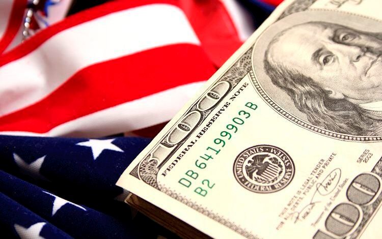 US Dollar loses ground as investors takes profits, eyes on labor data