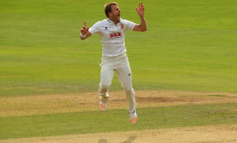 Essex close in on unbeaten record