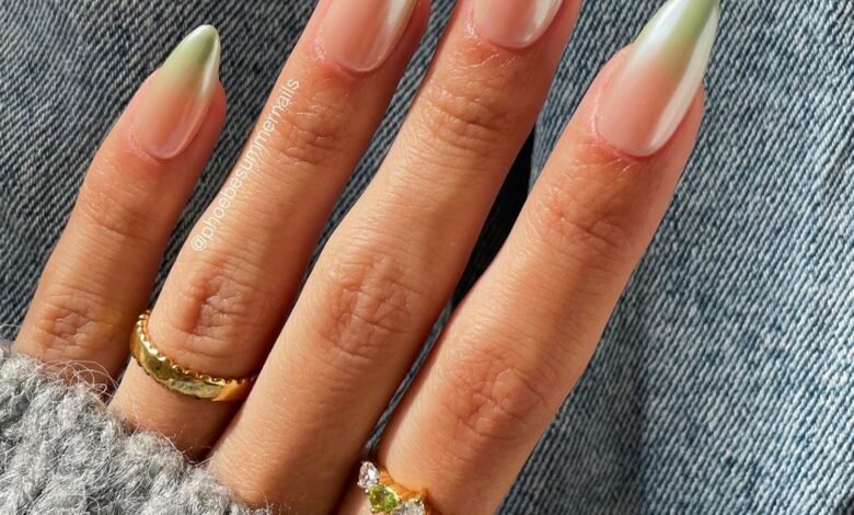 Ombré Nails Are On The Rise For Summer