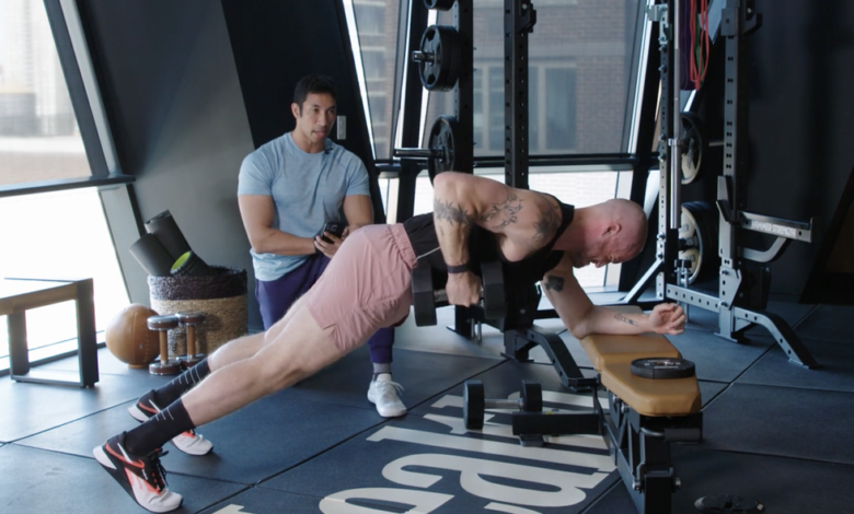 Try This Fast-Moving 5-Minute Plank Row Workout to Build a Big Back