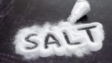 Could adding salt to food increase the risk of developing stomach cancer?