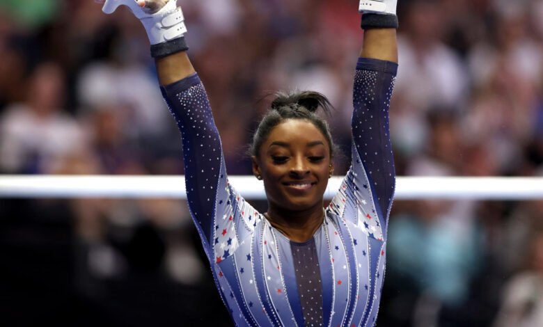 Simone Biles Leads All-Around Competition, Thrills Fans in Day 1 of US Olympic Trials