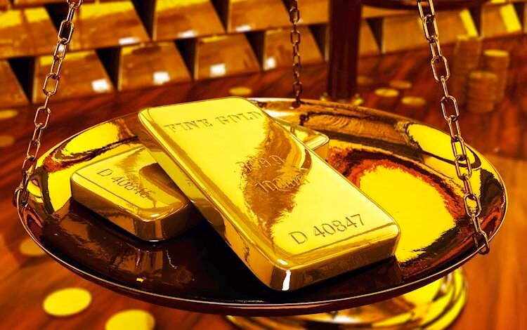 Gold price consolidates near two-week top, looks to US NFP for fresh impetus