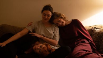 Elizabeth Olsen, Natasha Lyonne, Carrie Coon Assist Ailing Dad in Netflix’s ‘His Three Daughters’ Trailer