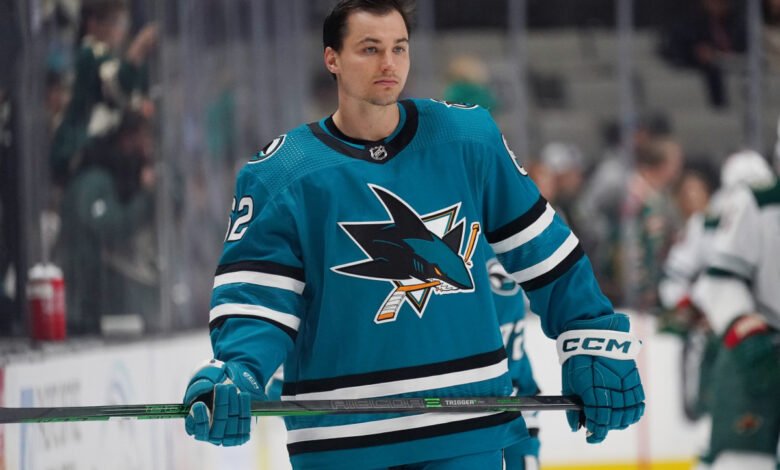 Former Sharks Winger Deserves At Least A PTO Somewhere