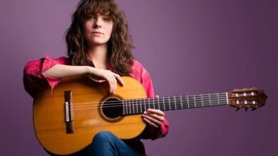 UK Guitarist-Composer Laura Snowden Combines Instrument and Voice for Fresh Classical Sounds