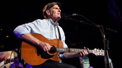 DNC Skips James Taylor Performance As Schedule Runs Over