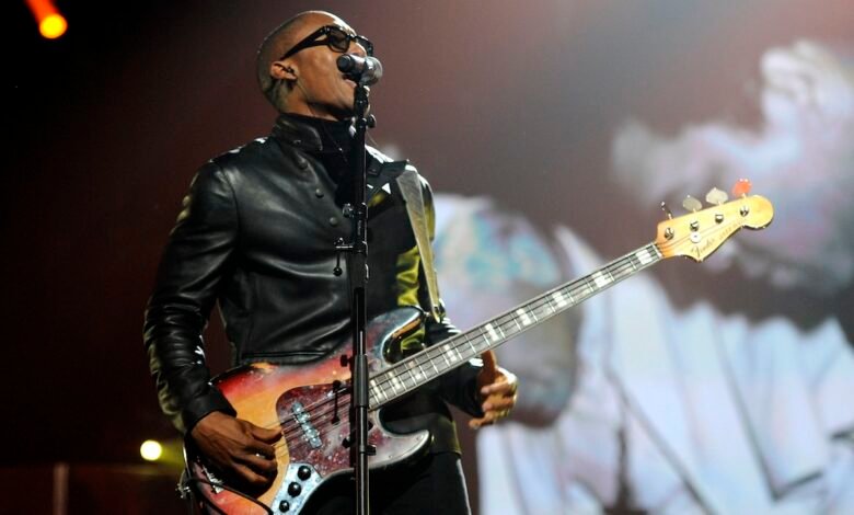 “Prince picked up my bass – but it was tuned to Eb, so he just found one note that worked and he stayed on it the entire song”: Raphael Saadiq on playing with Prince, D’Angelo and the “dead” 1962 Fender that put the vintage in Instant Vintage