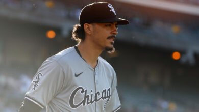 White Sox reach new low, again, with bases-loaded collision that injures Miguel Vargas