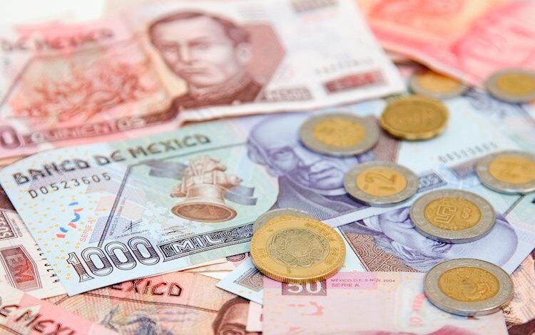 Mexican Peso strengthens as market sentiment improves