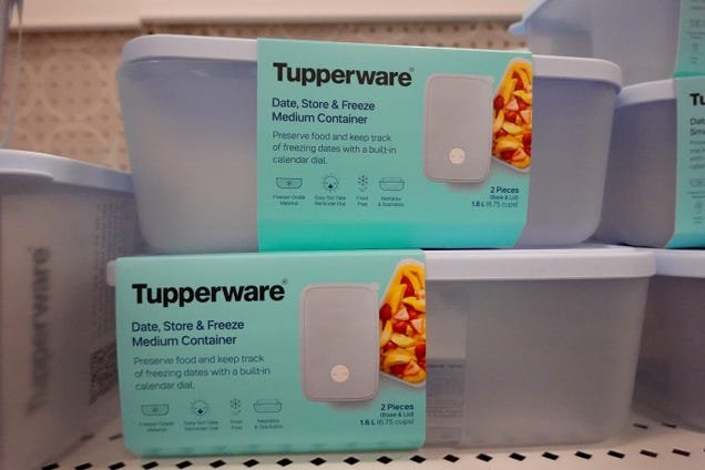 Tupperware stock plummets 57% because it plans to file for bankruptcy