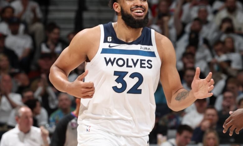 NBA Rumors: Karl-Anthony Towns Traded to Knicks; T-Wolves Get Julius Randle, More