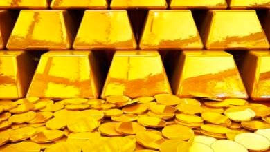 Gold tumbles as strong US NFP data points to gradual Fed rate cuts