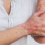 Psoriasis patients can get clearer skin with at-home treatment instead of at doctors’ offices, study suggests