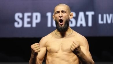 Khamzat Chimaev taps out Robert Whittaker early in UFC 308 co-main event