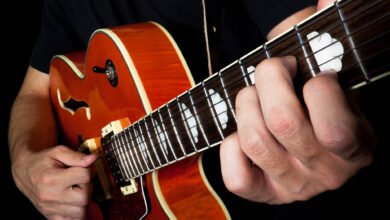 “His style draws from the best of the best of jazz guitar through the ages”: This in-depth tutorial inspired by the great Bruce Forman will expand your lick vocabulary and harmonic understanding, and boost your improv skills