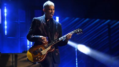 “We’re doing my first-ever gig with Nirvana on SNL. What I didn’t know was there was a discussion about my guitar like, ‘No, we can’t let him on stage’”: Pat Smear’s first Nirvana appearance almost didn’t happen – because of his guitar