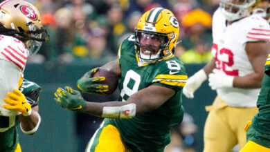 Packers rout 49ers behind Josh Jacobs’ three rushing TDs