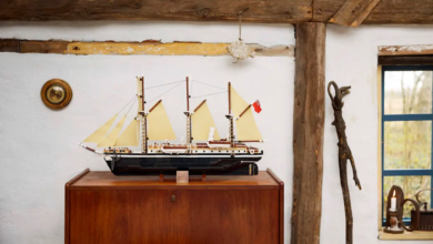 We Build LEGO The Endurance, A 3-Masted Tribute to Antarctic Discovery