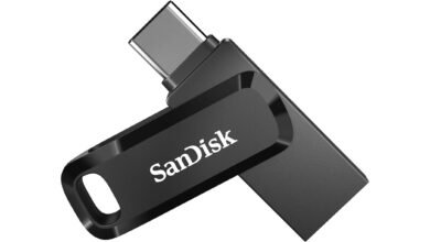 A 256GB SanDisk flash drive for $22.49? That’s Cyber Monday magic