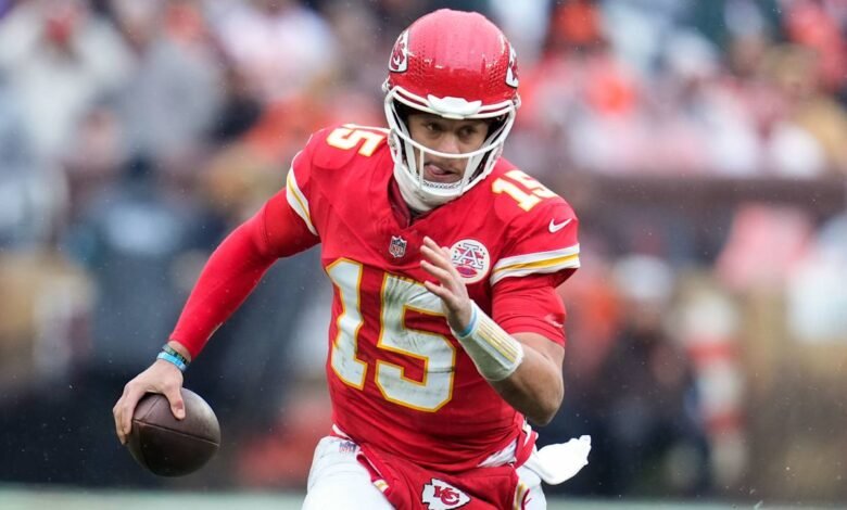 Tests confirm Chiefs QB Patrick Mahomes suffered mild high ankle sprain                          Dec 16, 2024