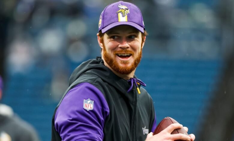 What Should the Vikings Do with Sam Darnold?