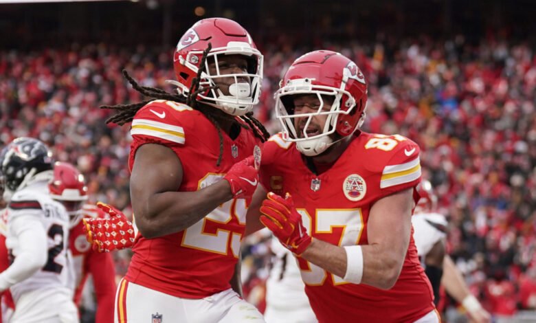 Watch: Long Travis Kelce reception leads to Chiefs TD vs. Texans