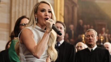 Ariana Grande “Likes” Post Mocking Carrie Underwood’s Inauguration Performance