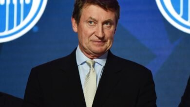 Oilers Legend Wayne Gretzky Draws Criticism